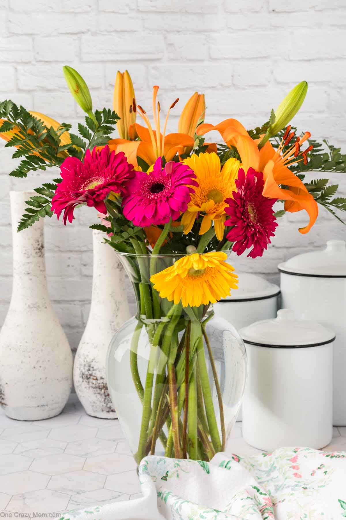 Flowers in vase.