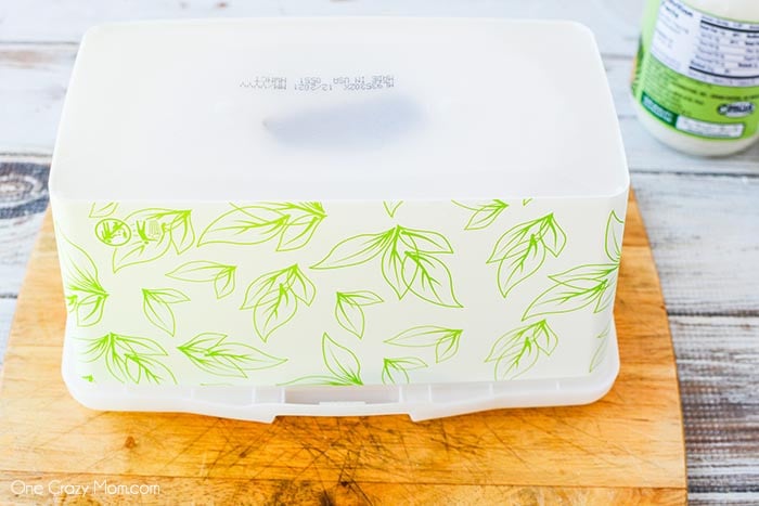 Wipe holder