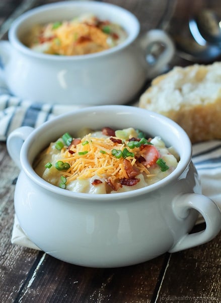 Find lots of healthy school lunch ideas here! 30 healthy back to school lunch ideas that are quick, easy and kid approved! Bowl of creamy potato leek soup.