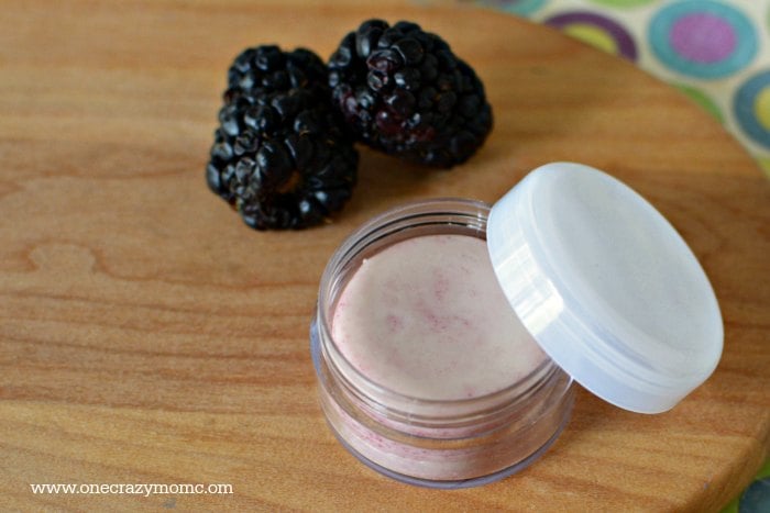 We have a super easy DIY today to learn how to make tinted lip balm. Not only is this so moisturizing but gives your lips a beautiful tint naturally. We have a super easy DIY today to learn how to make tinted lip balm. Not only is this so moisturizing but gives your lips a beautiful tint naturally.