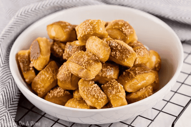 Pretzels in bowl.
