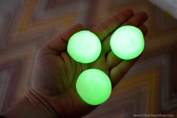 Glow in the dark bouncy balls\.