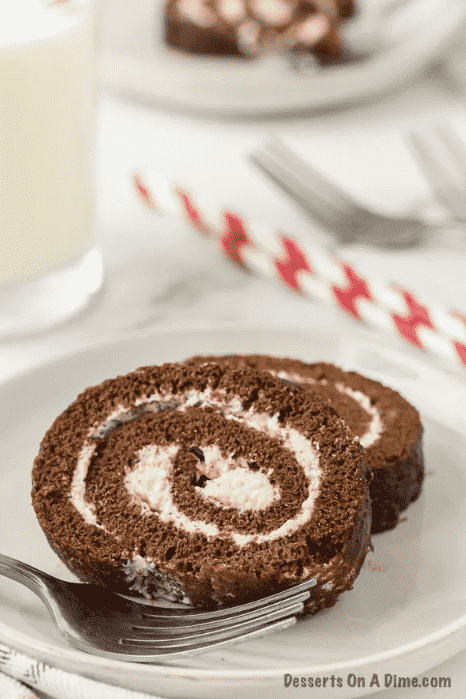Swiss roll on plate.