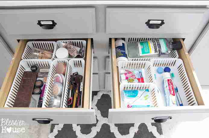 Drawer organization with beauty supplies.