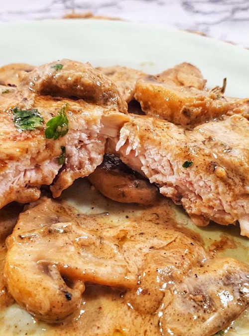 We have tons of delicious Keto chicken recipes that you will love while enjoying the keto lifestyle. Try these easy keto chicken recipes sure to impress. We have tons of delicious Keto chicken recipes that you will love while enjoying the keto lifestyle. Try these easy keto chicken recipes sure to impress.