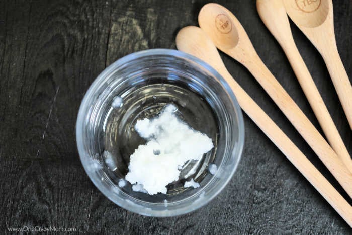 Coconut Oil in a bowl.