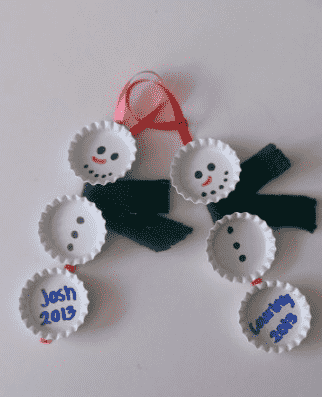 Bottlecap snowman ornaments.