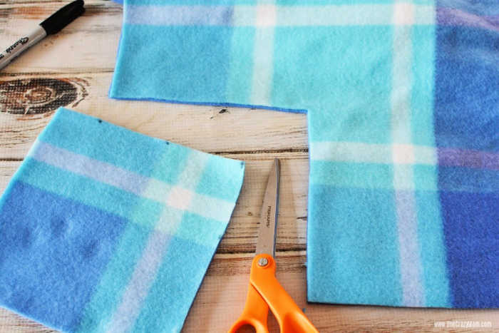 The corner square cut out of blanket.