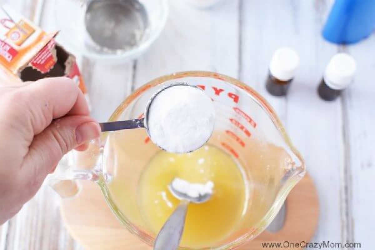 Baking soda and arrowroot powder added to mixture.