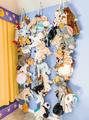 Plastic Chains hanging with stuffed animals.