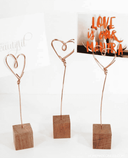 Wire holders for photos or tickets.