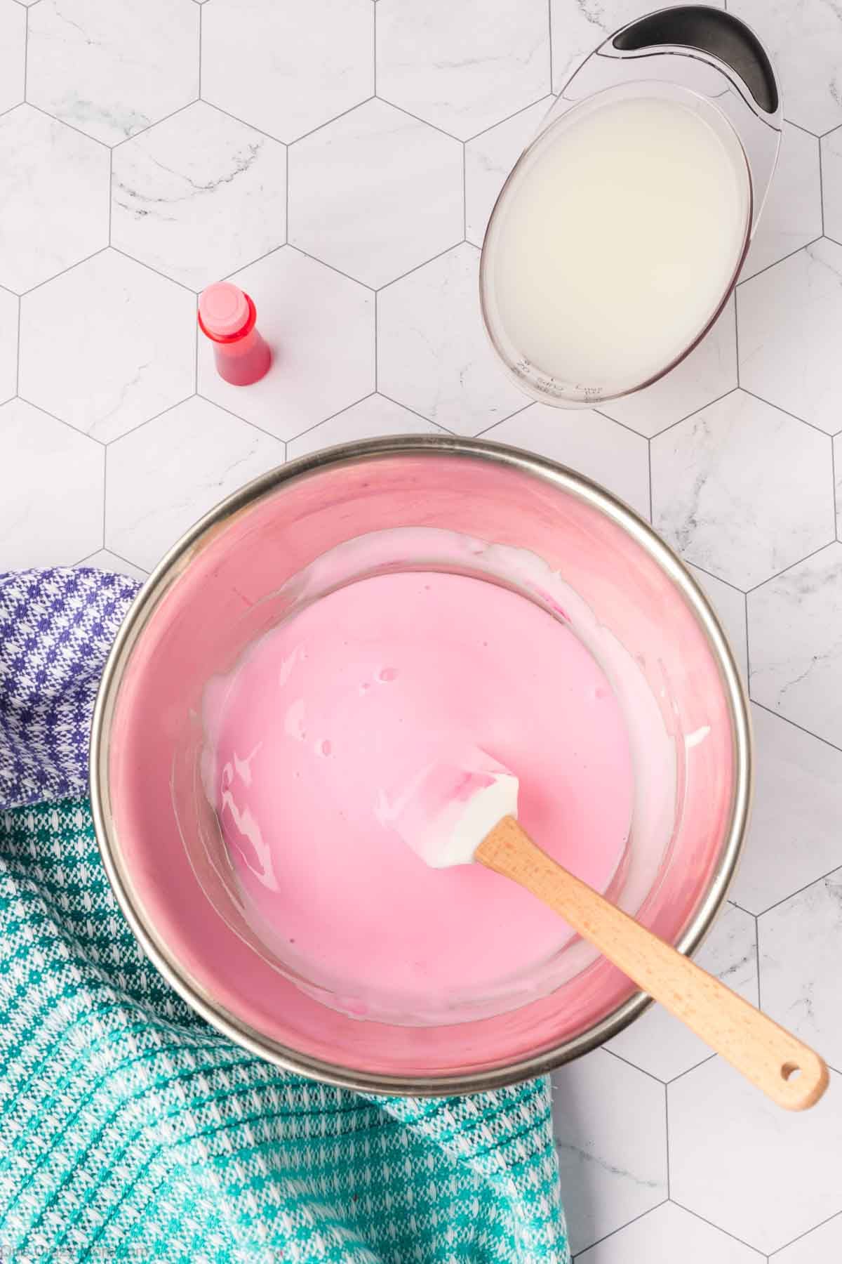 Food coloring combined with glue.