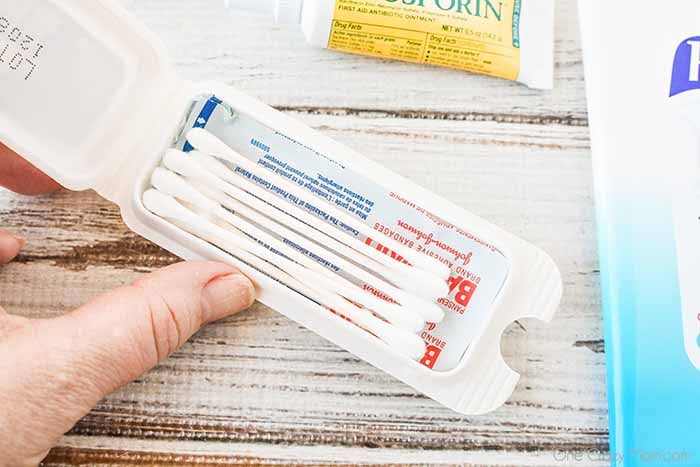 Learn how to make this first aid kit for your car. It is always better to be prepared so make this travel first aid kit today and save time and money. Learn how to make this first aid kit for your car. It is always better to be prepared so make this travel first aid kit today and save time and money.