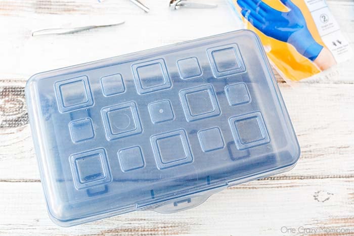 Learn how to make this first aid kit for your car. It is always better to be prepared so make this travel first aid kit today and save time and money. Learn how to make this first aid kit for your car. It is always better to be prepared so make this travel first aid kit today and save time and money.