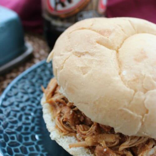 Get dinner on the table with very little effort thanks to these Easy Slow Cooker Meals for busy moms. Find over 20 recipes that are delicious and so easy. Get dinner on the table with very little effort thanks to these Easy Slow Cooker Meals for busy moms. Find over 20 recipes that are delicious and so easy.