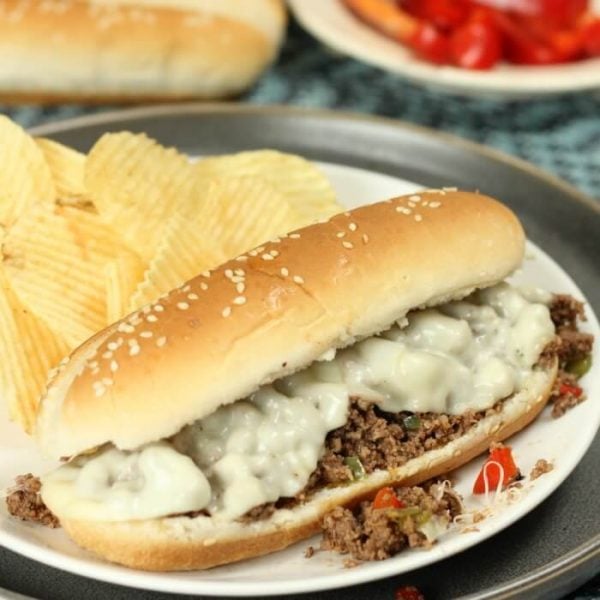 Get dinner on the table with very little effort thanks to these Easy Slow Cooker Meals for busy moms. Find over 20 recipes that are delicious and so easy. Get dinner on the table with very little effort thanks to these Easy Slow Cooker Meals for busy moms. Find over 20 recipes that are delicious and so easy.