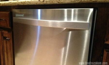 Learn how to clean Stainless Steel. Cleaning stainless steel only takes one easy step. It takes hardly any work at all to keep that stainless looking like new. How to clean stainless steel appliances. Learn how to clean stainless steel refrigerator. Learn how to clean Stainless Steel. Cleaning stainless steel only takes one easy step. It takes hardly any work at all to keep that stainless looking like new. How to clean stainless steel appliances. Learn how to clean stainless steel refrigerator.