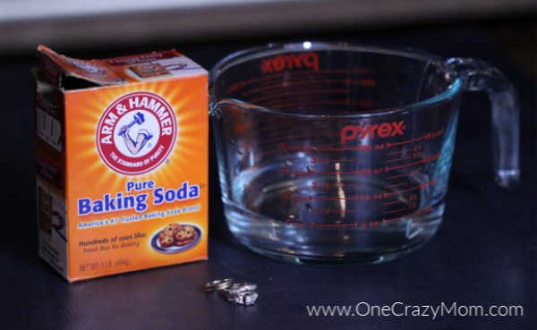 Learn how to make homemade jewelry cleaner with just 2 simple ingredients. No need to spend tons of money on fancy cleaners when you can make this at home. Learn how to make homemade jewelry cleaner with just 2 simple ingredients. No need to spend tons of money on fancy cleaners when you can make this at home.