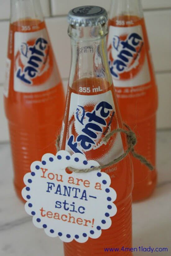 Here are the best teacher appreciation gift ideas. Teachers will love these diy teacher appreciation gifts! These are the best teacher appreciation week ideas that you can give to your teachers anytime during the year. Creative and cheap teacher appreciation gifts! Fanta soda bottles with printable.