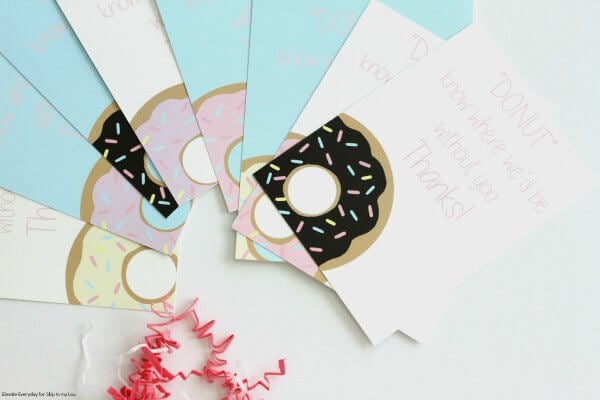 Here are the best teacher appreciation gift ideas. Teachers will love these diy teacher appreciation gifts! These are the best teacher appreciation week ideas that you can give to your teachers anytime during the year. Creative and cheap teacher appreciation gifts! Donut printables ready to use.