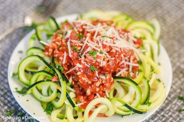 Looking for Ground Beef crock pot recipes? Here are 30+ ground beef recipes in the crockpot that you are going to love. Try these easy and frugal meals. Looking for Ground Beef crock pot recipes? Here are 30+ ground beef recipes in the crockpot that you are going to love. Try these easy and frugal meals.