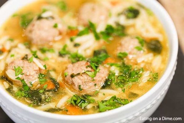 Find 30+ quick and easy crock pot soup recipes for busy moms. These delicious crock pot soup recipes will be perfect for busy weeknights. Find 30+ quick and easy crock pot soup recipes for busy moms. These delicious crock pot soup recipes will be perfect for busy weeknights.