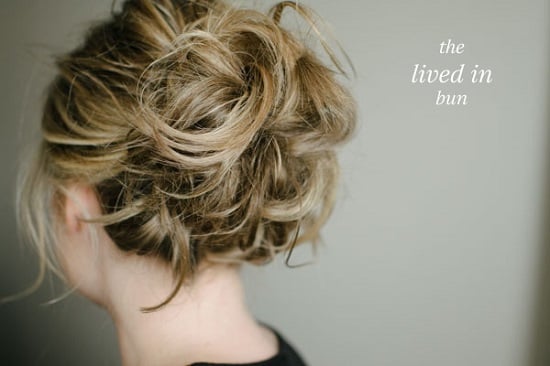 You will love these quick and easy cute bun hairstyles for busy moms. Find 25 messy bun hairstyles that take very little time. Cute buns for Mom. You will love these quick and easy cute bun hairstyles for busy moms. Find 25 messy bun hairstyles that take very little time. Cute buns for Mom.