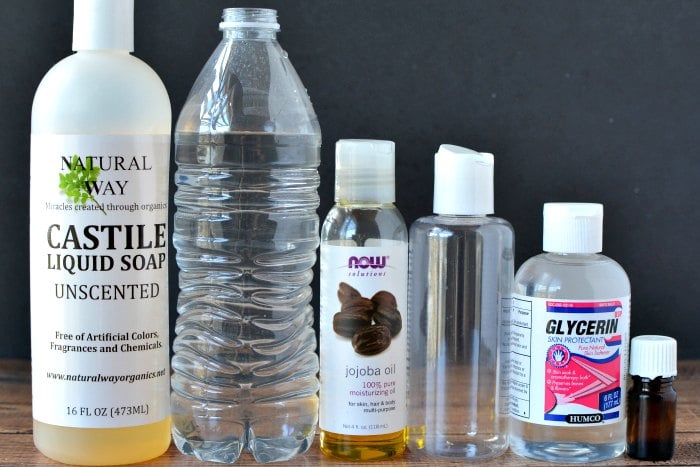 You're going to love this Homemade Dandruff Shampoo. Forget paying way to much at the store when you can make this DIY dandruff shampoo at home. Try it! You're going to love this Homemade Dandruff Shampoo. Forget paying way to much at the store when you can make this DIY dandruff shampoo at home. Try it!