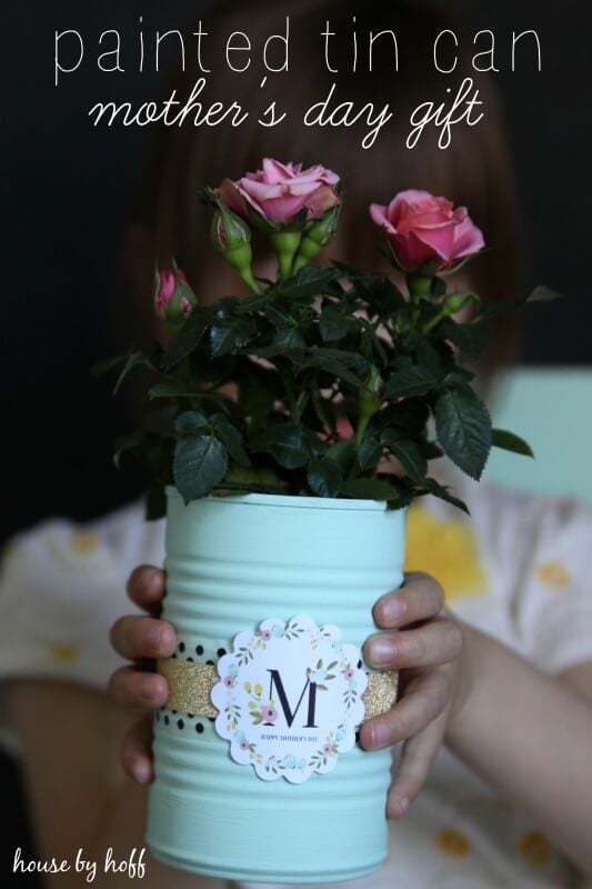 Here are some easy homemade mothers day gifts ideas that you can make with the kids. These are the best homemade mothers day gifts! Mother's day homemade gifts would also be great for grandma! Everyone will love these cute homemade mothers day gifts. Here are some easy homemade mothers day gifts ideas that you can make with the kids. These are the best homemade mothers day gifts! Mother's day homemade gifts would also be great for grandma! Everyone will love these cute homemade mothers day gifts.