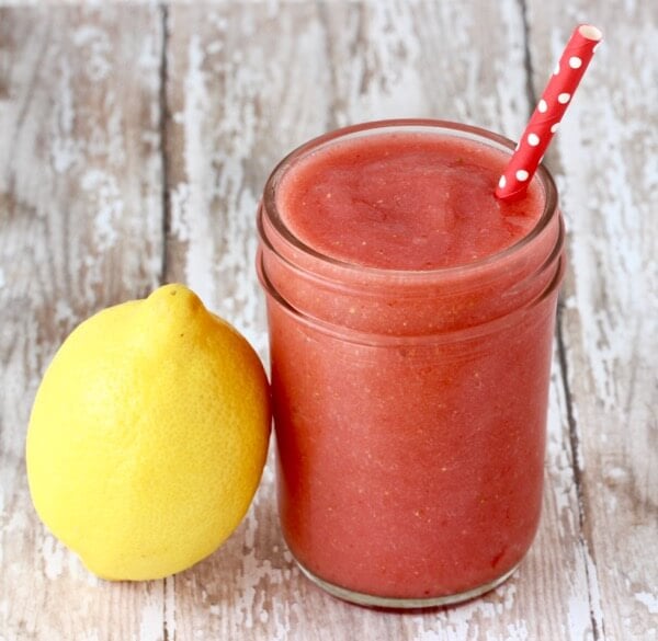 Check out the best 30+ lemonade recipes. You are going to love these homemade lemonade recipes for kids that are easy too. Check out these lemonade recipe homemade easy that include some strawberry, frozen, fresh, easy and lemon juice options too! #onecrazymom #lemonaderecipes Check out the best 30+ lemonade recipes. You are going to love these homemade lemonade recipes for kids that are easy too. Check out these lemonade recipe homemade easy that include some strawberry, frozen, fresh, easy and lemon juice options too! #onecrazymom #lemonaderecipes