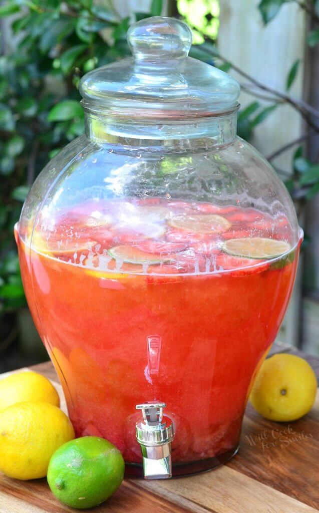Check out the best 30+ lemonade recipes. You are going to love these homemade lemonade recipes for kids that are easy too. Check out these lemonade recipe homemade easy that include some strawberry, frozen, fresh, easy and lemon juice options too! #onecrazymom #lemonaderecipes Check out the best 30+ lemonade recipes. You are going to love these homemade lemonade recipes for kids that are easy too. Check out these lemonade recipe homemade easy that include some strawberry, frozen, fresh, easy and lemon juice options too! #onecrazymom #lemonaderecipes