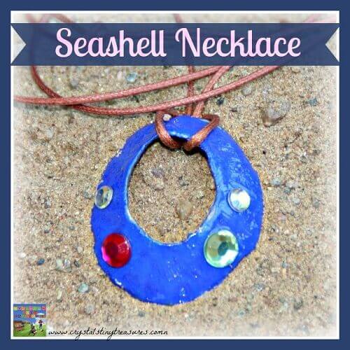 Summer is here and we have 25 adorable seashell crafts for kids. This is such a fun activity to keep the kids busy. Plus, seashells are inexpensive or free. Seashell necklace with rhinestones.