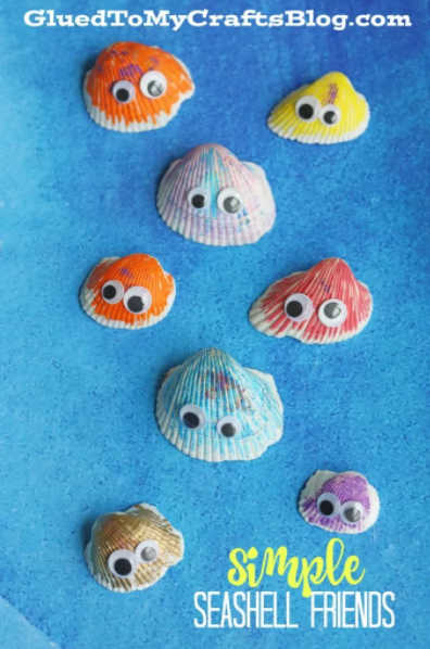 Summer is here and we have 25 adorable seashell crafts for kids. This is such a fun activity to keep the kids busy. Plus, seashells are inexpensive or free. Sea shell art work.