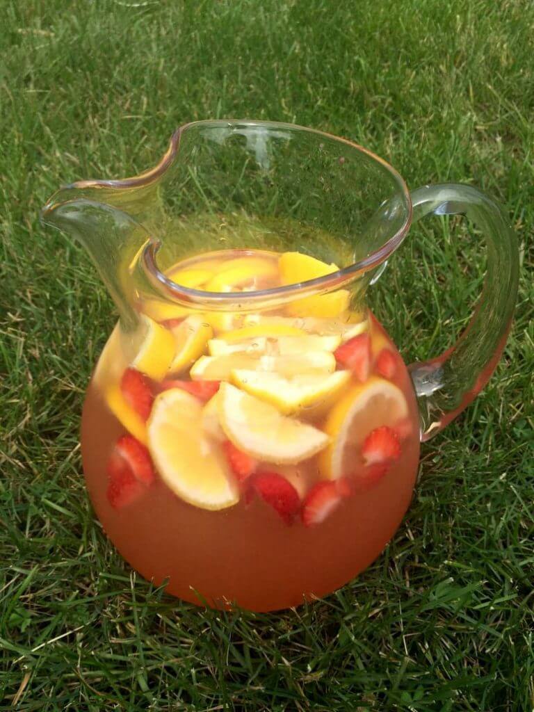 Check out the best 30+ lemonade recipes. You are going to love these homemade lemonade recipes for kids that are easy too. Check out these lemonade recipe homemade easy that include some strawberry, frozen, fresh, easy and lemon juice options too! #onecrazymom #lemonaderecipes Check out the best 30+ lemonade recipes. You are going to love these homemade lemonade recipes for kids that are easy too. Check out these lemonade recipe homemade easy that include some strawberry, frozen, fresh, easy and lemon juice options too! #onecrazymom #lemonaderecipes
