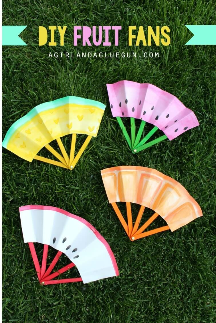 Looking for summer crafts for kids? Find 35 easy summer crafts for kids here. These can be used for almost all ages and they are quick and easy to make. These summer craft ideas are budget friendly. Try one of these summer craft ideas for kids. Looking for summer crafts for kids? Find 35 easy summer crafts for kids here. These can be used for almost all ages and they are quick and easy to make. These summer craft ideas are budget friendly. Try one of these summer craft ideas for kids.