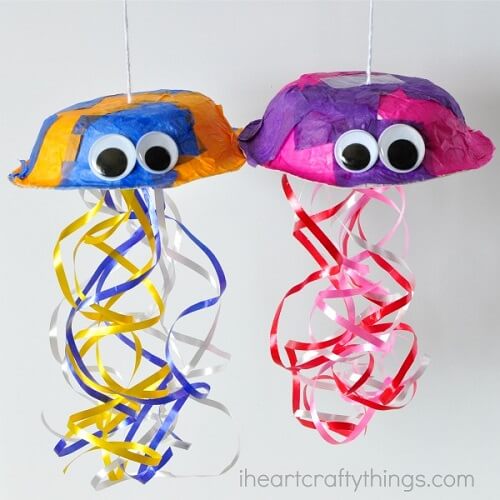 Looking for summer crafts for kids? Find 35 easy summer crafts for kids here. These can be used for almost all ages and they are quick and easy to make. These summer craft ideas are budget friendly. Try one of these summer craft ideas for kids. Looking for summer crafts for kids? Find 35 easy summer crafts for kids here. These can be used for almost all ages and they are quick and easy to make. These summer craft ideas are budget friendly. Try one of these summer craft ideas for kids.