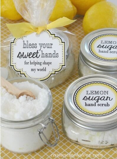 We have 27 easy back to school teacher gifts. Find the perfect back to school teacher gift ideas to start the year off right! These ideas are so simple! We have 27 easy back to school teacher gifts. Find the perfect back to school teacher gift ideas to start the year off right! These ideas are so simple!