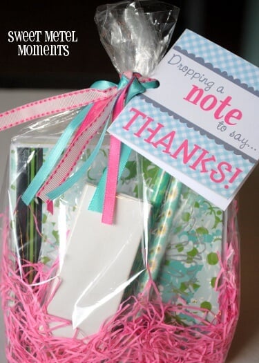 We have 27 easy back to school teacher gifts. Find the perfect back to school teacher gift ideas to start the year off right! These ideas are so simple! We have 27 easy back to school teacher gifts. Find the perfect back to school teacher gift ideas to start the year off right! These ideas are so simple!