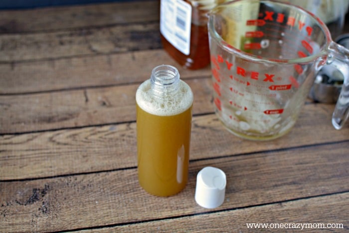 We have a super easy tutorial to learn how to make body wash. This luxurious homemade olive oil body wash will leave your skin moisturized and so smooth. We have a super easy tutorial to learn how to make body wash. This luxurious homemade olive oil body wash will leave your skin moisturized and so smooth.
