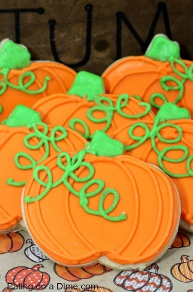 Do you love to try pumpkin recipes? Here are 100 quick and easy pumpkin recipes. From pumpkin bread to pumpkin pancakes, these recipes will not disappoint. Do you love to try pumpkin recipes? Here are 100 quick and easy pumpkin recipes. From pumpkin bread to pumpkin pancakes, these recipes will not disappoint.