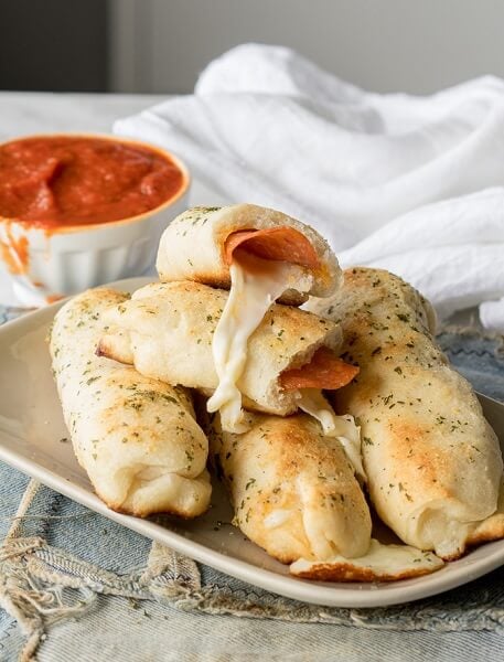 Check out these 25 fun after school snacks for kids. Even the pickiest eaters will love these. They are healthy and delicious! Check out these 25 fun after school snacks for kids. Even the pickiest eaters will love these. They are healthy and delicious!