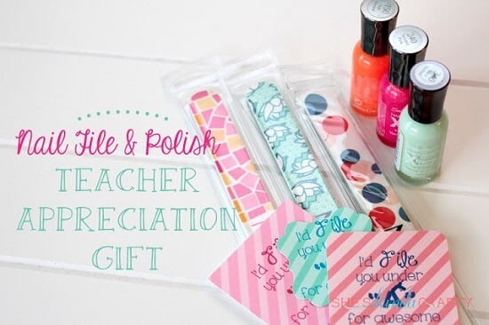 We have 27 easy back to school teacher gifts. Find the perfect back to school teacher gift ideas to start the year off right! These ideas are so simple! We have 27 easy back to school teacher gifts. Find the perfect back to school teacher gift ideas to start the year off right! These ideas are so simple!