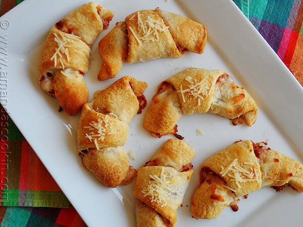 Find easy back to school lunch ideas for kids. 20 quick and easy lunch ideas for kids they will actually eat! Even the pickiest eaters are sure to love these back to school lunch ideas. Try these easy lunch ideas for kids. Find easy back to school lunch ideas for kids. 20 quick and easy lunch ideas for kids they will actually eat! Even the pickiest eaters are sure to love these back to school lunch ideas. Try these easy lunch ideas for kids.