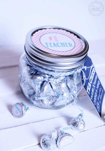 We have 27 easy back to school teacher gifts. Find the perfect back to school teacher gift ideas to start the year off right! These ideas are so simple! We have 27 easy back to school teacher gifts. Find the perfect back to school teacher gift ideas to start the year off right! These ideas are so simple!