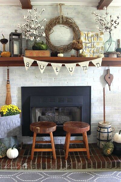Fall is here and it's time to decorate. Check out these DIY Fall Decor Ideas. 25 DIY fall decorating ideas that will make your home cozy for Fall! Fall is here and it's time to decorate. Check out these DIY Fall Decor Ideas. 25 DIY fall decorating ideas that will make your home cozy for Fall!