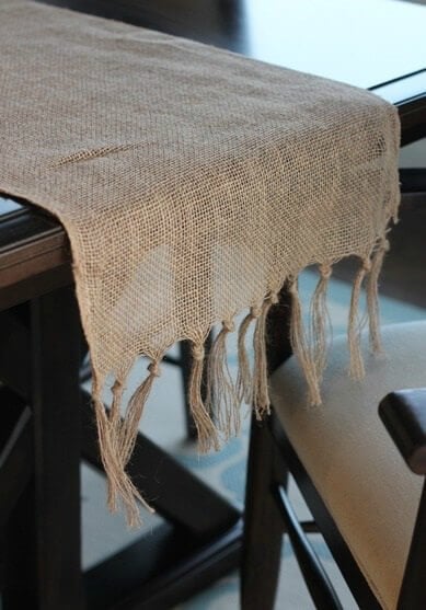 Fall is here and it's time to decorate. Check out these DIY Fall Decor Ideas. 25 DIY fall decorating ideas that will make your home cozy for Fall! Fall is here and it's time to decorate. Check out these DIY Fall Decor Ideas. 25 DIY fall decorating ideas that will make your home cozy for Fall!