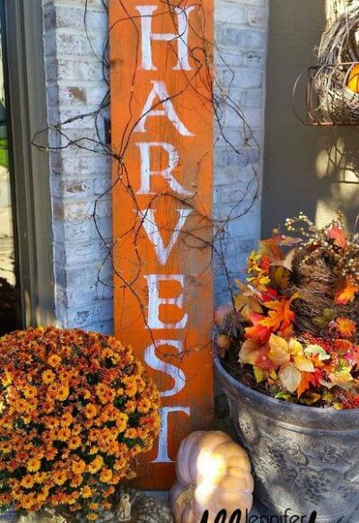 Fall is here and it's time to decorate. Check out these DIY Fall Decor Ideas. 25 DIY fall decorating ideas that will make your home cozy for Fall! Fall is here and it's time to decorate. Check out these DIY Fall Decor Ideas. 25 DIY fall decorating ideas that will make your home cozy for Fall!