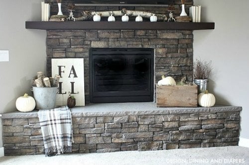 Fall is here and it's time to decorate. Check out these DIY Fall Decor Ideas. 25 DIY fall decorating ideas that will make your home cozy for Fall! Fall is here and it's time to decorate. Check out these DIY Fall Decor Ideas. 25 DIY fall decorating ideas that will make your home cozy for Fall!