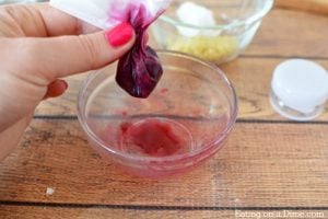 We have a super easy DIY today to learn how to make tinted lip balm. Not only is this so moisturizing but gives your lips a beautiful tint naturally. We have a super easy DIY today to learn how to make tinted lip balm. Not only is this so moisturizing but gives your lips a beautiful tint naturally.