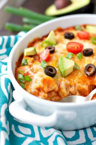 Easy Enchiladas Recipes make the perfect dinner idea any day of the week. We have 18 must try enchiladas recipes that are easy to make and taste amazing. Easy Enchiladas Recipes make the perfect dinner idea any day of the week. We have 18 must try enchiladas recipes that are easy to make and taste amazing.